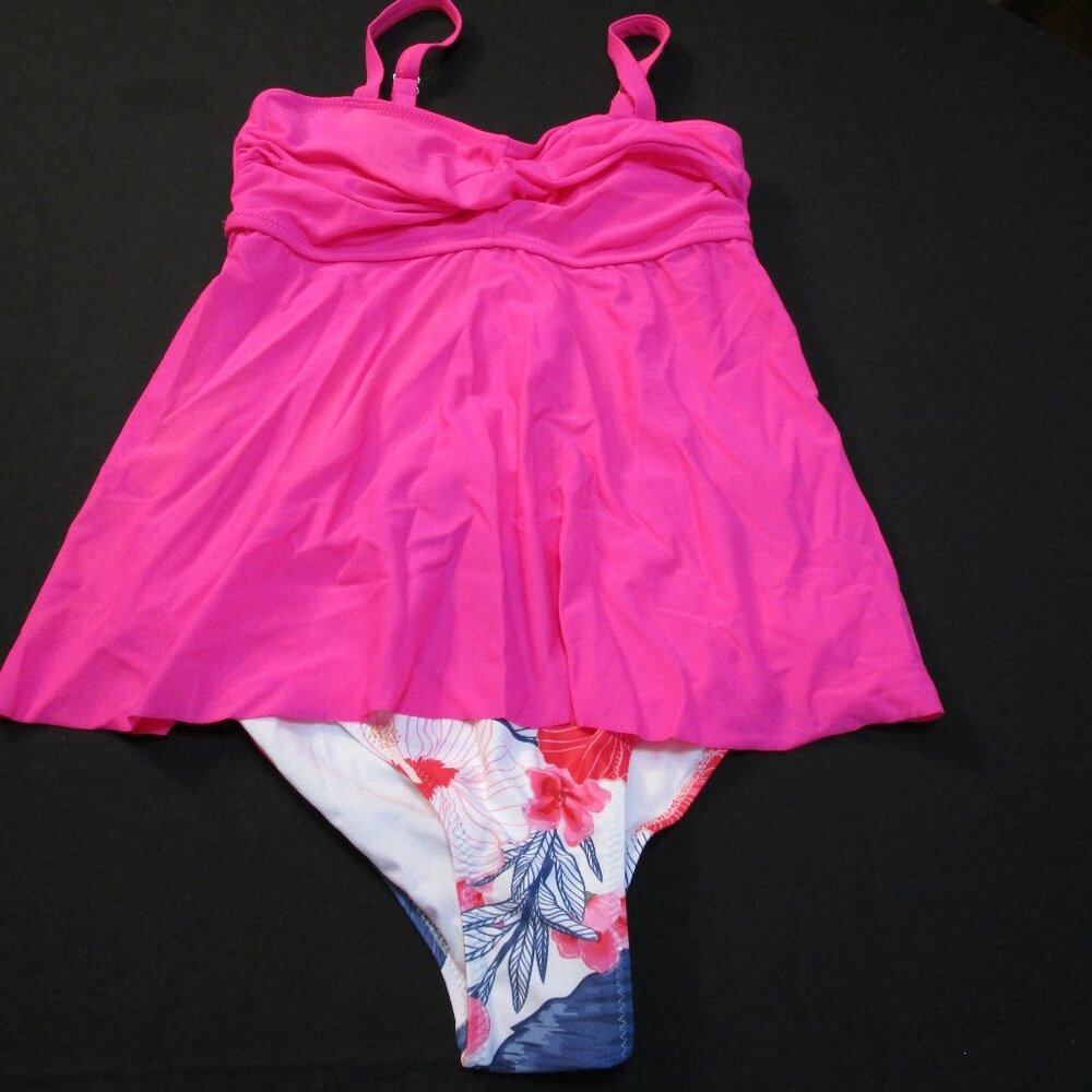 Beachsissi Tankini Size M NWT